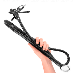 KINK – LÁTIGO LARGO PVC BRILLANTE 138 CM